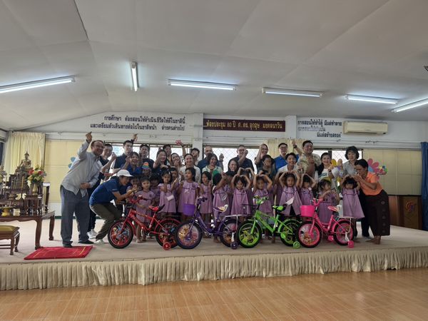 Thursday I had a chance to be the MC for a corporate team building / CSR event in Ayutthaya.
 I hope the partucipants ha…