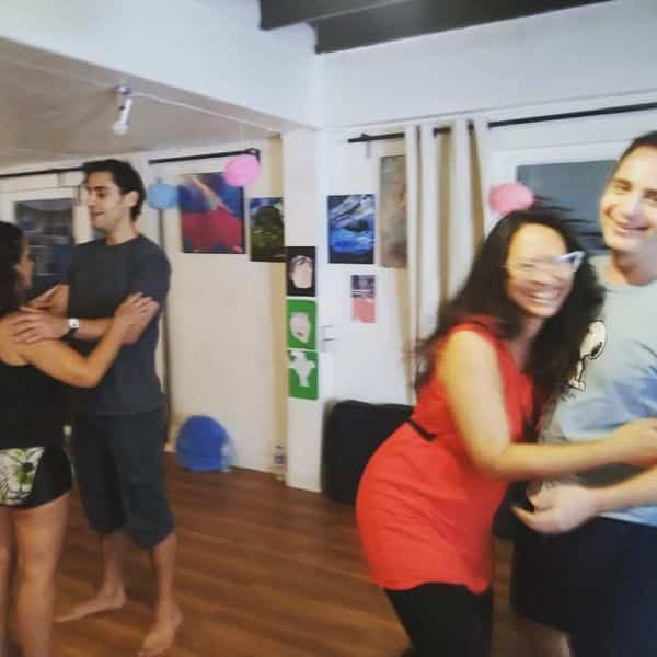 Using your voice and body through Viewpoints improvisation. Combined with a touch of contact improvisation.
 In our Adv…
